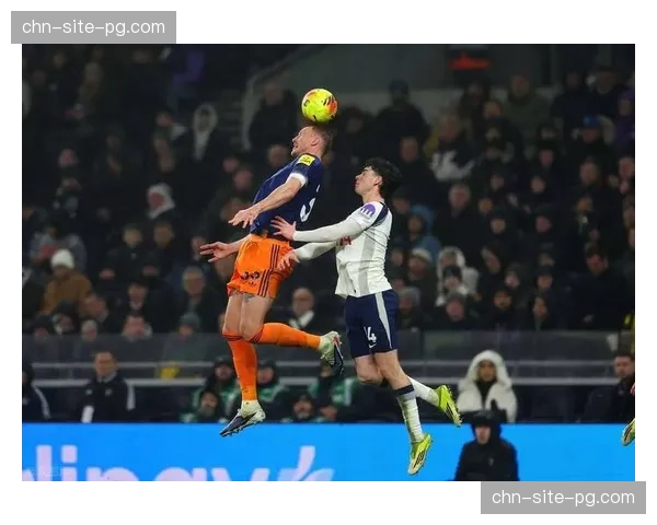 热刺索兰克孤立无援 锋线整体效率暴跌至赛季新低 热刺索兰克孤立无援 锋线整体效率暴跌至赛季新低